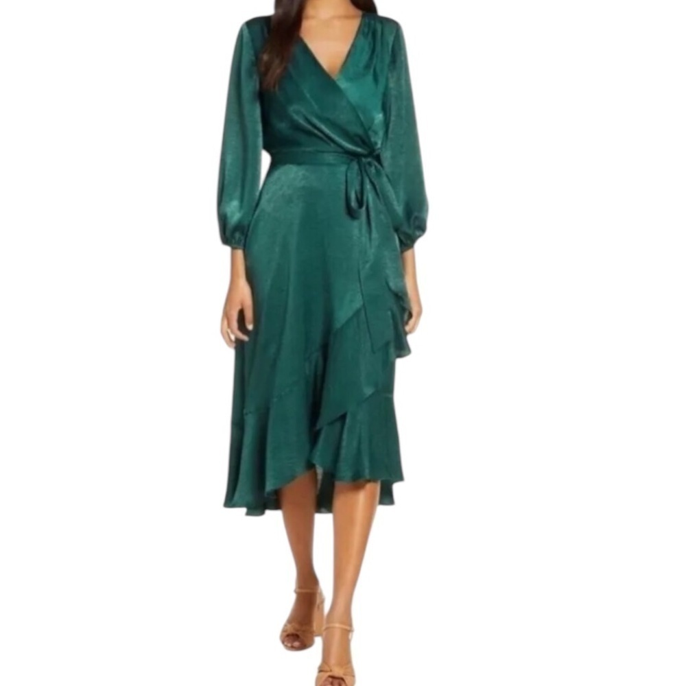 Gal Meets Glam Jennifer Wrap Midi  Dress Green Size 00